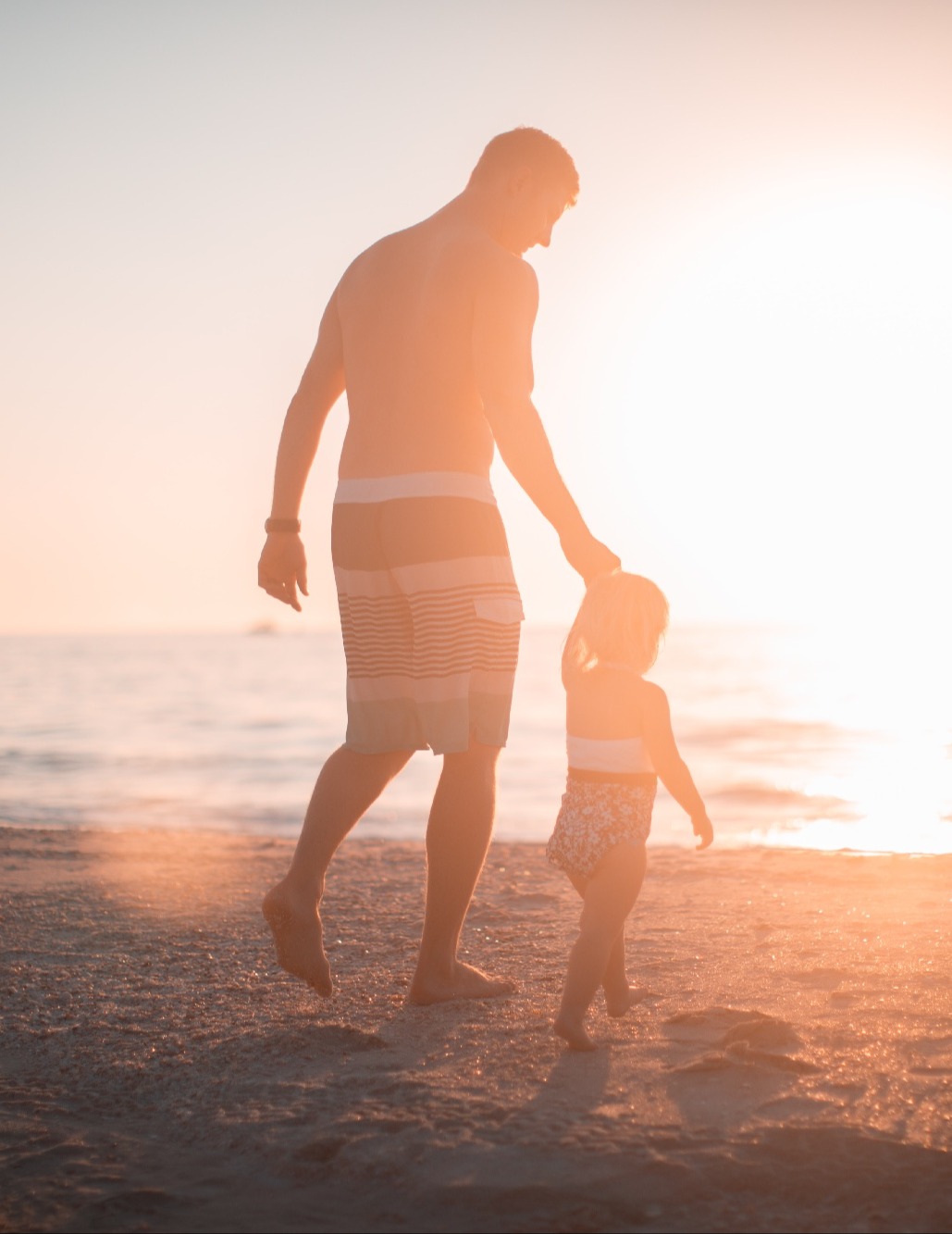 father-daughter-beach-vertical